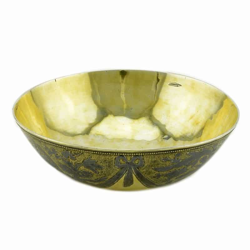 A Russian 18th Century Silver Gilt and Niello Drinking Bowl - Image 2