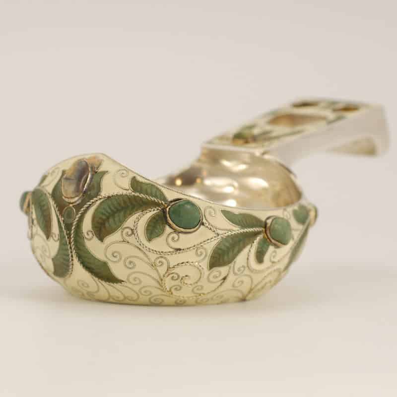 Feodor Rückert shaded & matte enamel kovsh set with cabochon hardstones - Image 4